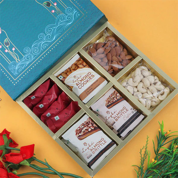 Pichwai Bottle Green Box With Dry Fruits & Choco Nut Delicacies 308 Grams