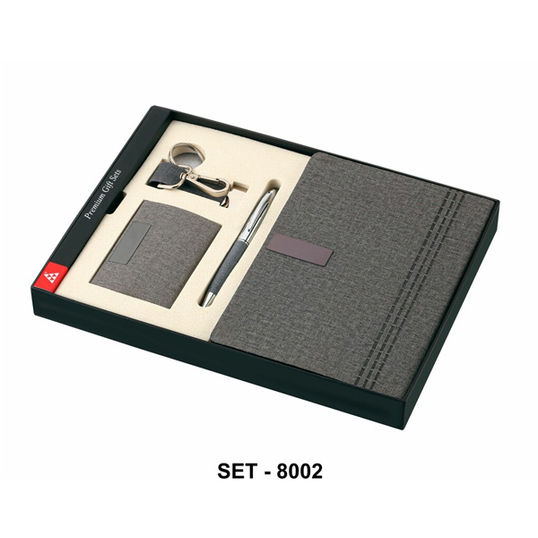4 In 1 Corporate Gift Set 8002